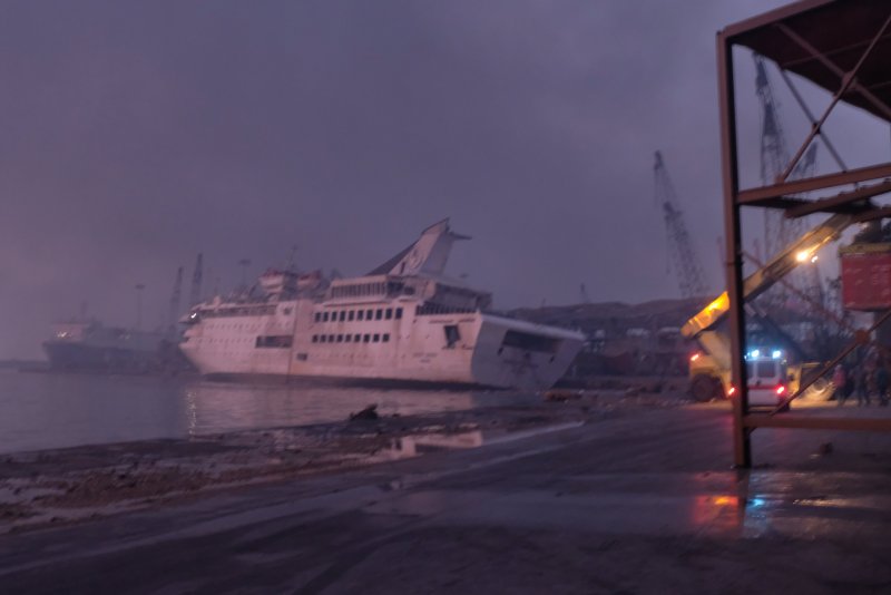 Взрыв на причале