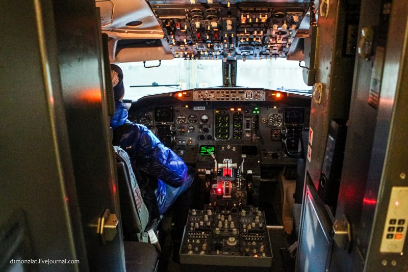 Ту 154 кабина пилотов