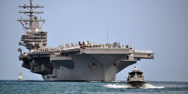 Авианосец США "Рональд Рейган"