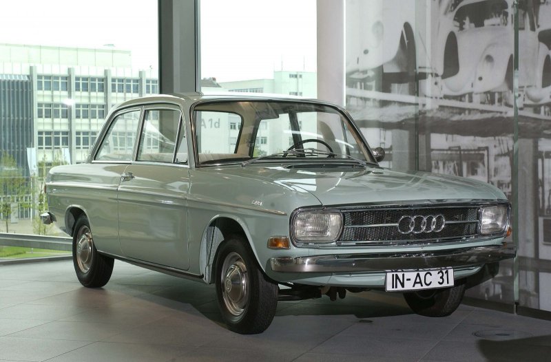 Audi 60 f103