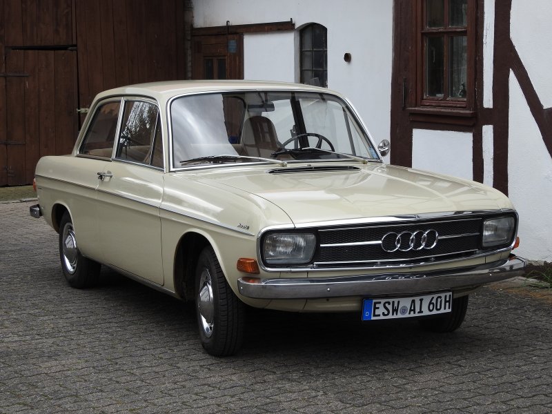 Audi 60
