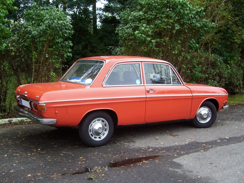 Audi 60