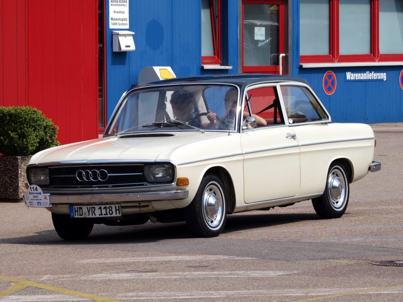 Audi f103 Coupe