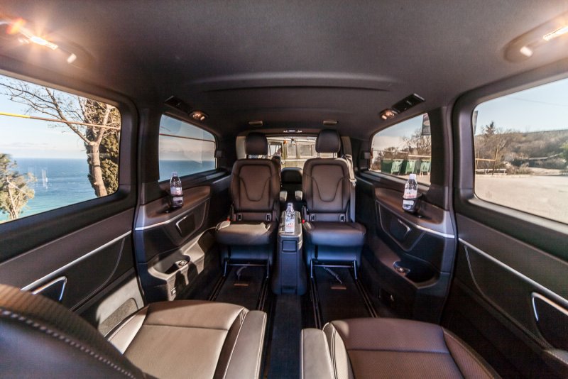 Mercedes Viano 2020 салон