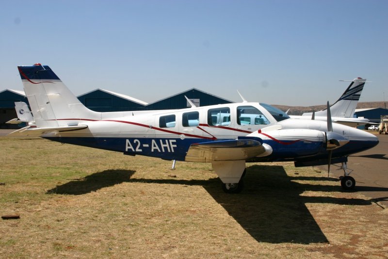 Beechcraft Baron 56 салон
