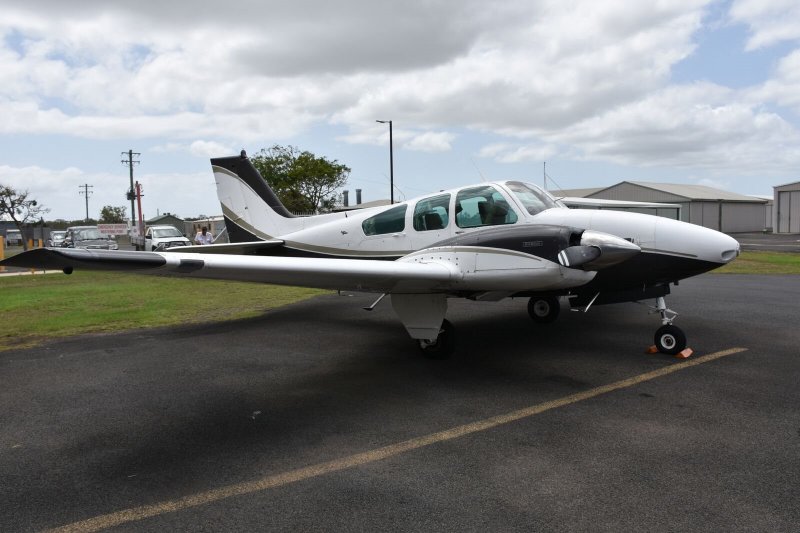 Beech Baron e55 пропеллер