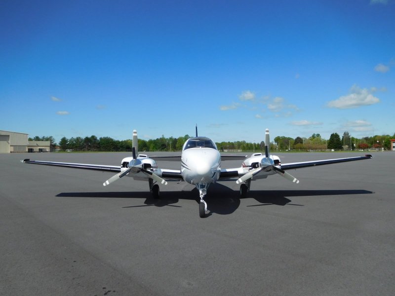 Самолет Beechcraft Baron g58