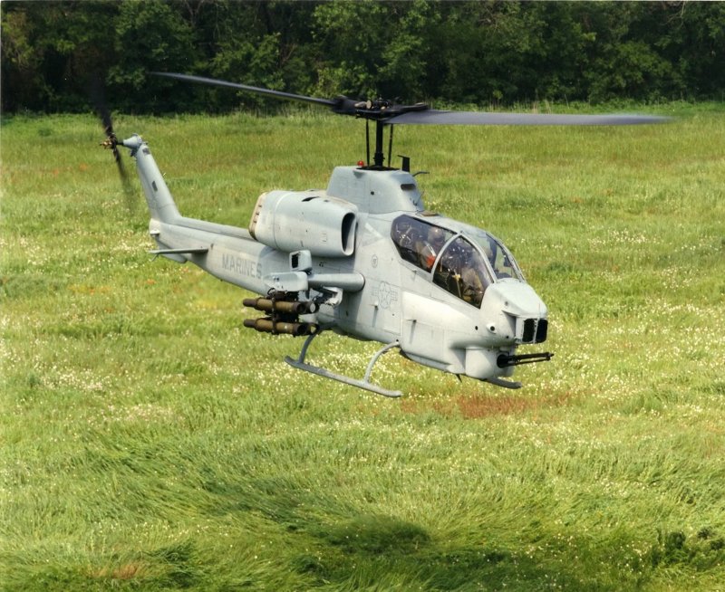 Вертолет Bell "Ah-1 Cobra"