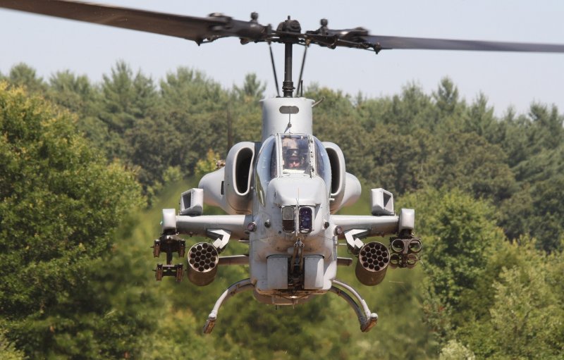 Вертолет Ah-1 Cobra
