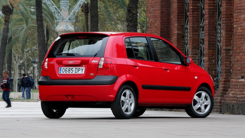 Hyundai Getz красный
