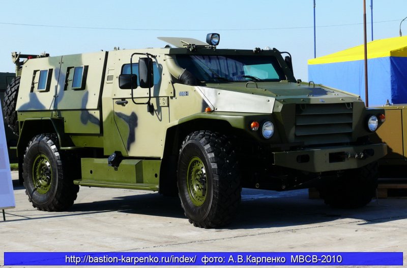 Бронеавтомобиль волк-2
