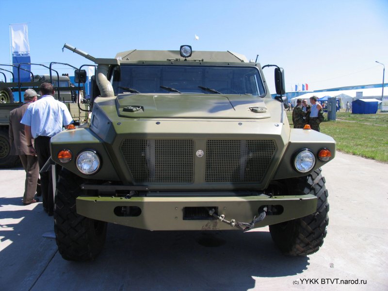 Бронеавтомобиль ВПК-39273 «волк-3»