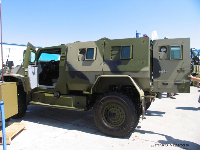 Бронемашина волк 3
