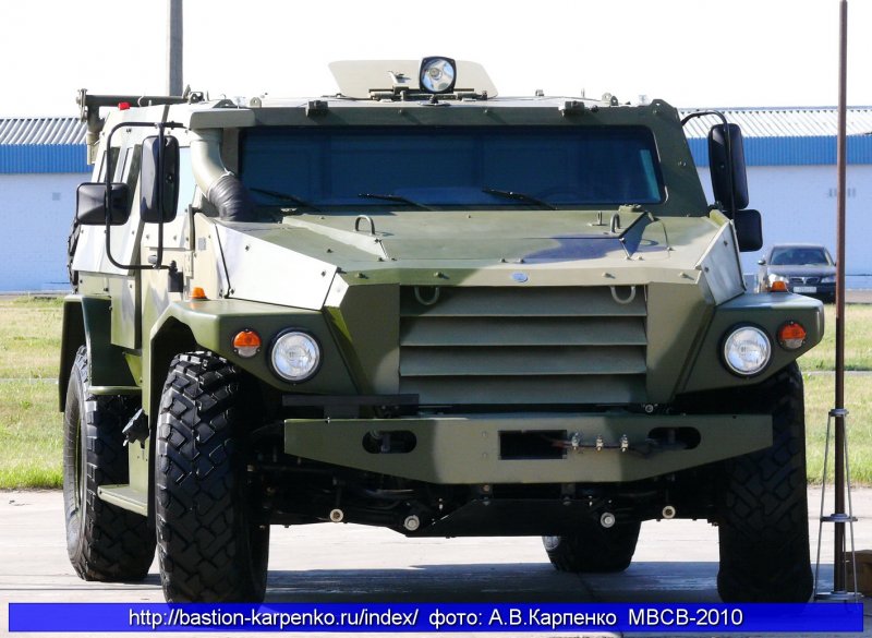 Бронеавтомобиль ВПК-3927 «волк»
