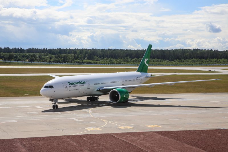 Боинг 777 200 Туркменистан