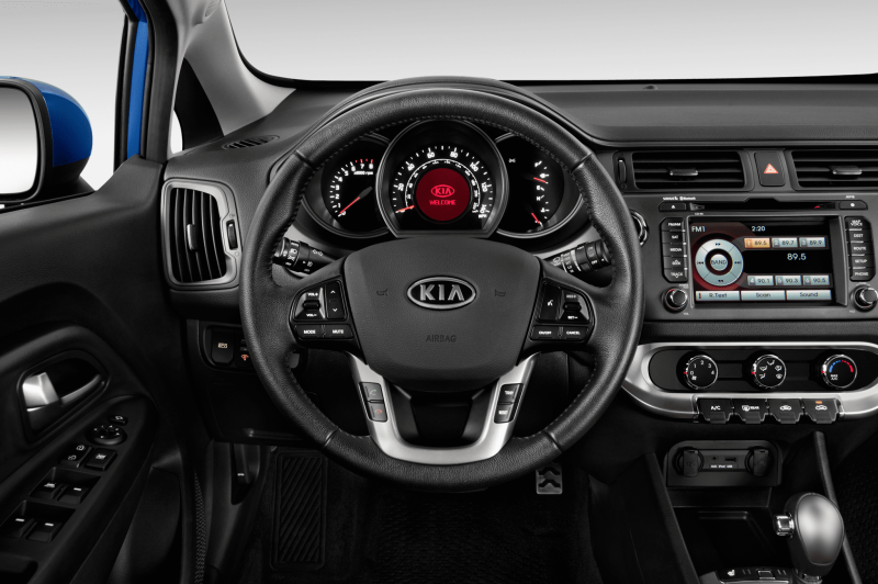 Kia Rio 2013 Interior