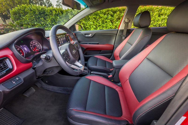Kia Rio Edition Plus салон