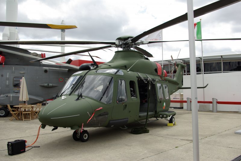 Aw139 вертолет