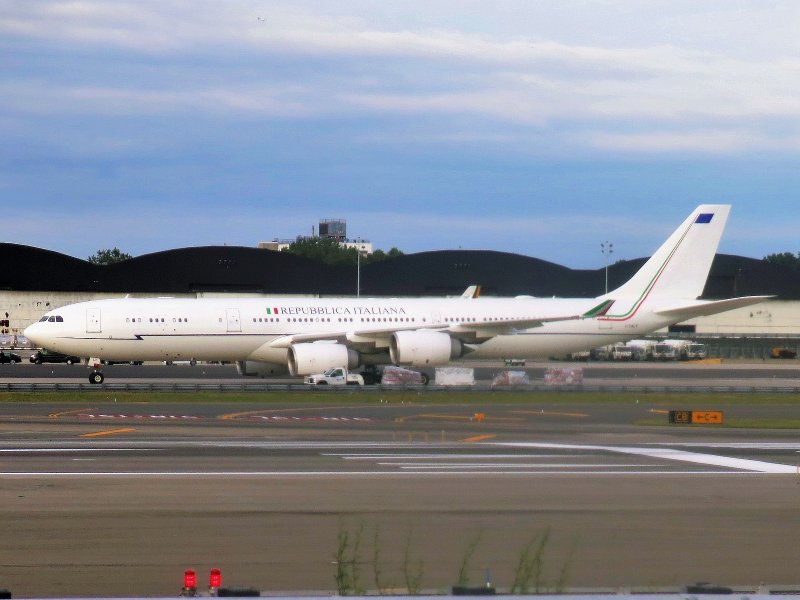 Аэробус а340-500 Эмирейтс