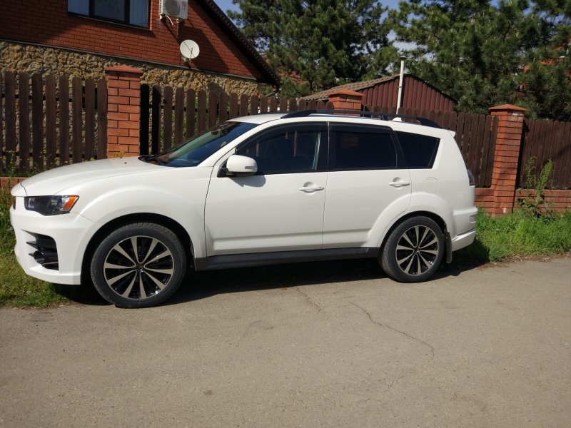Mitsubishi Outlander XL диски r19