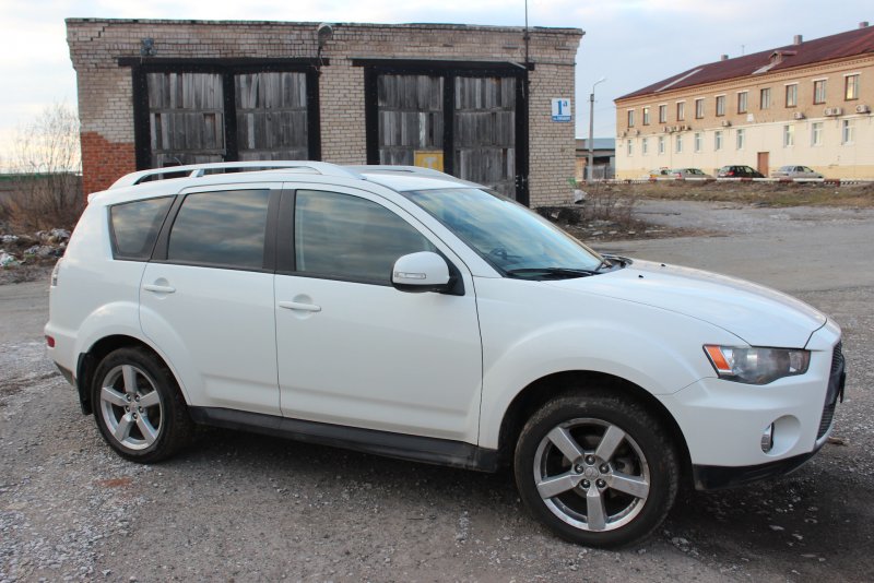 Outlander XL r18