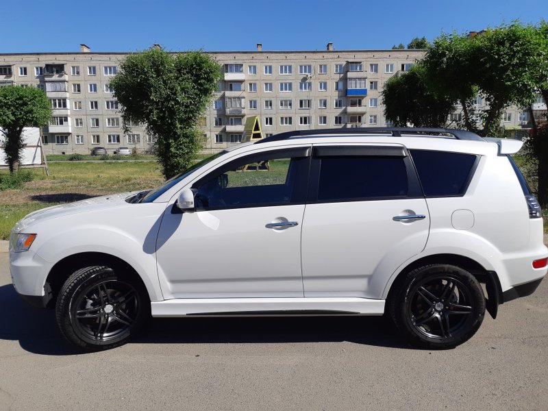 Mitsubishi Outlander XL Roadest