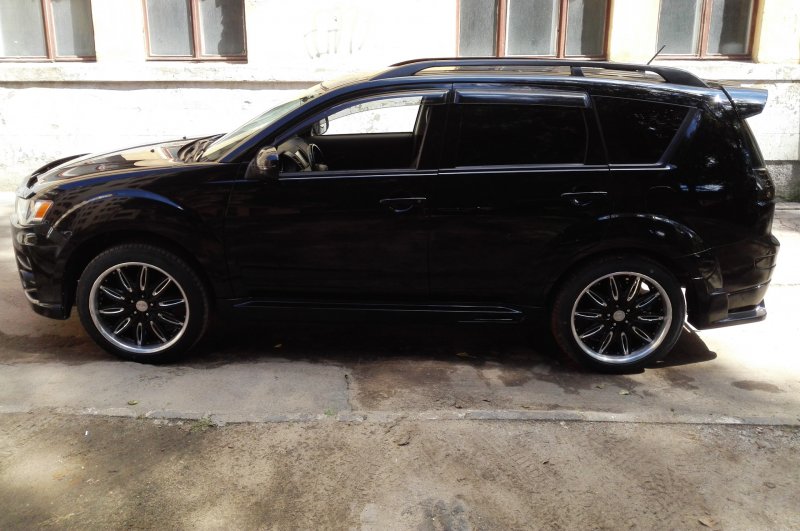 Mitsubishi Outlander XL диски r20
