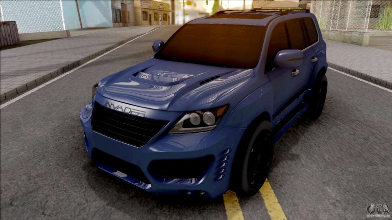 LX 570 Invader белый