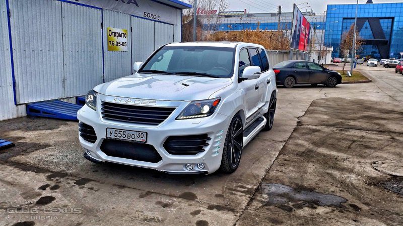 Lexus LX 570 Invader 2018