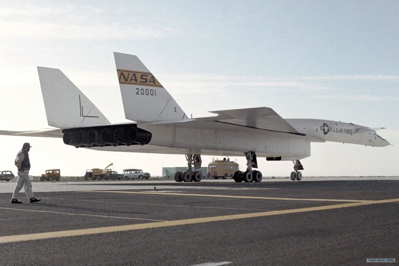North American XB-70 Valkyrie