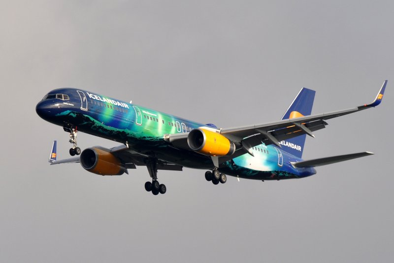 Boeing 757 Icelandair ливреи