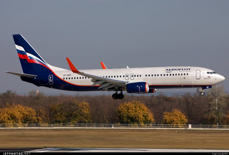 Самолёт Боинг 737-800