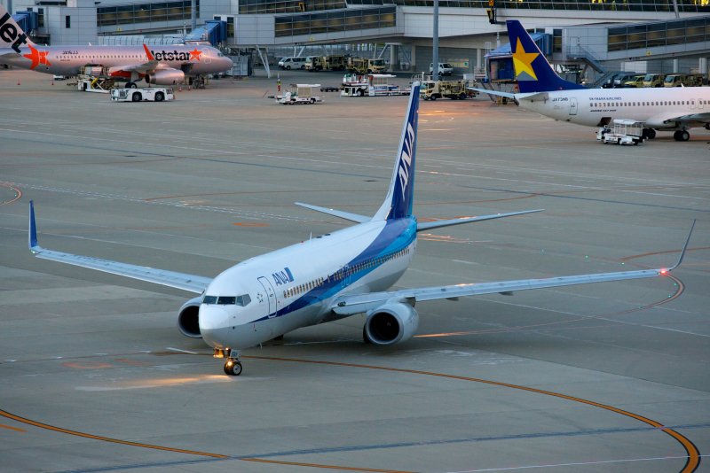 Боинг 737 781