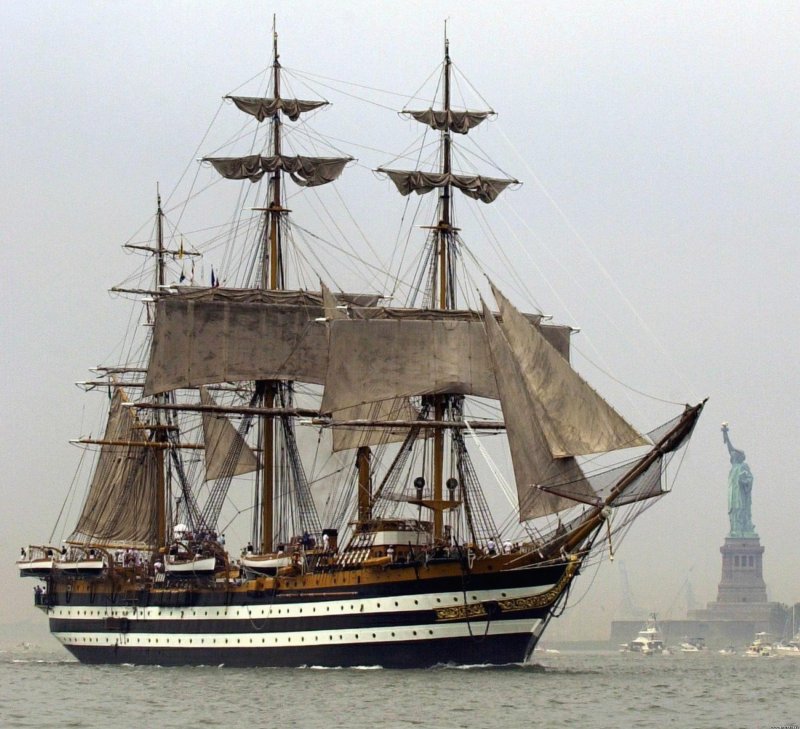 Zuiderdam лайнер