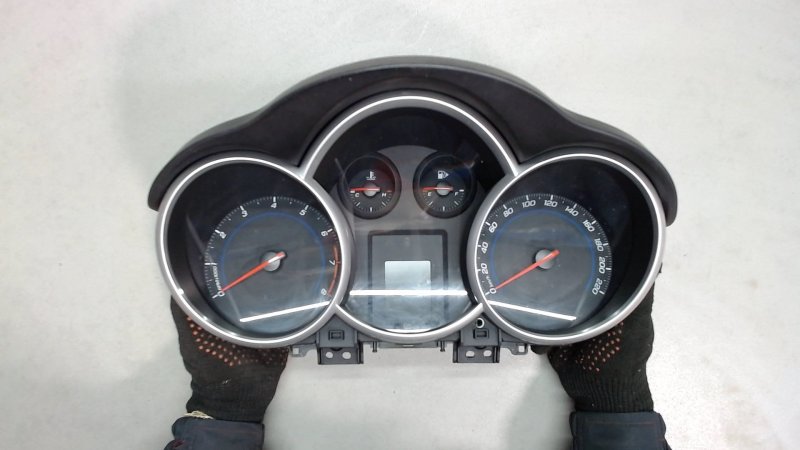 Chevrolet Cruze 2012 Interior