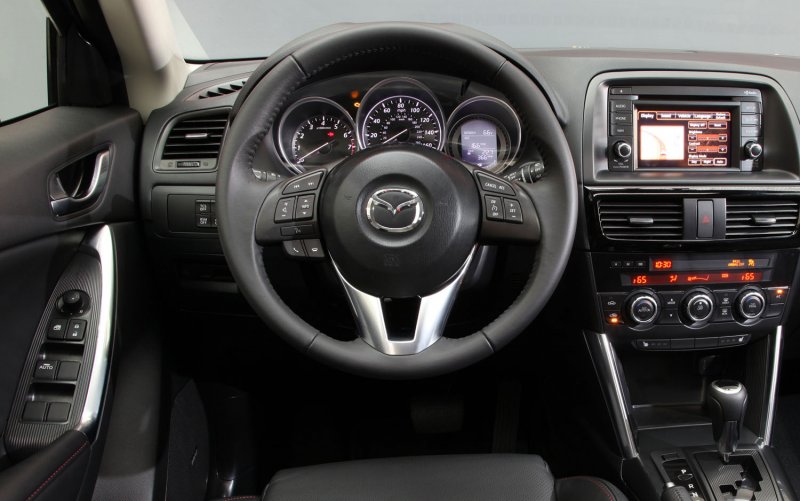 Mazda CX-5 2013 салон