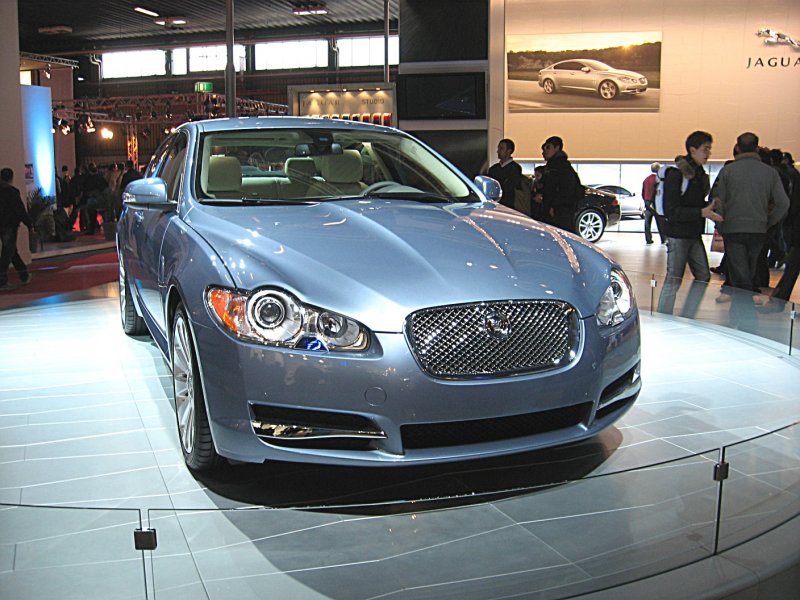 Машина Jaguar XK
