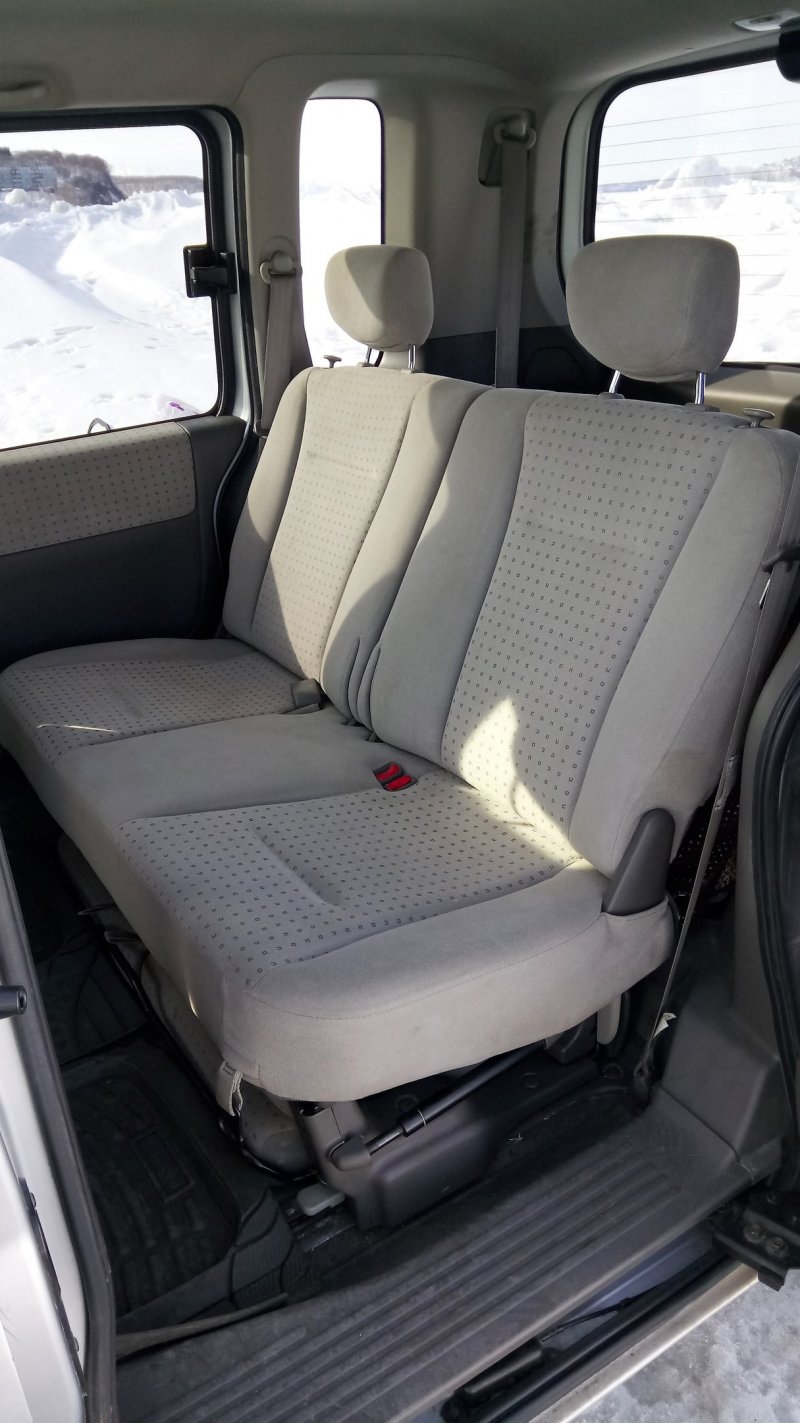 Honda Mobilio 2002 салон