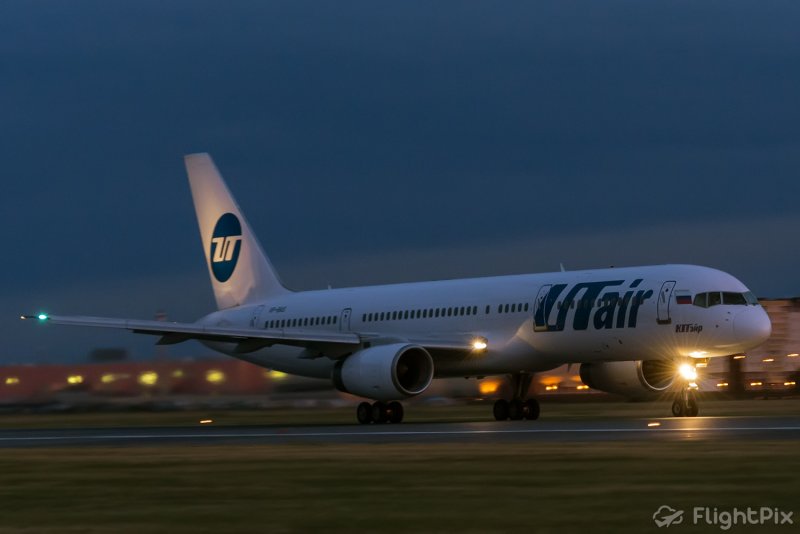Боинг 757 ЮТЭЙР Хургада