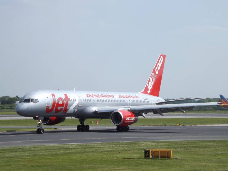 Боинг 757 Катэкавиа