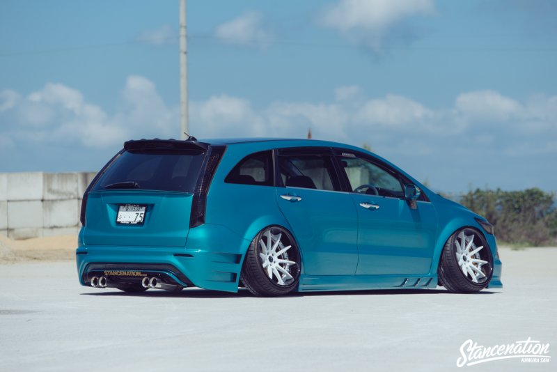 Honda Stream универсал
