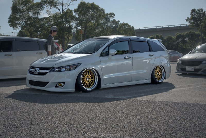 Honda Stream stance