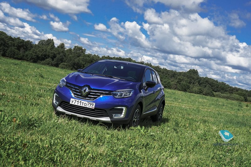 Renault Captur 2 синий