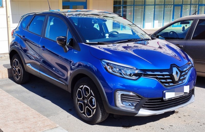 Renault Captur голубой