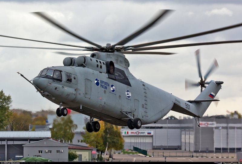 Ми-4 вертолет грузовой отсек