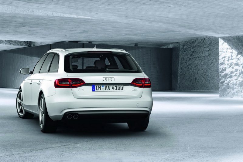 Audi a4 IV b8 универсал