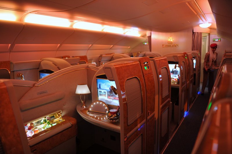 Boeing 747 Emirates внутри