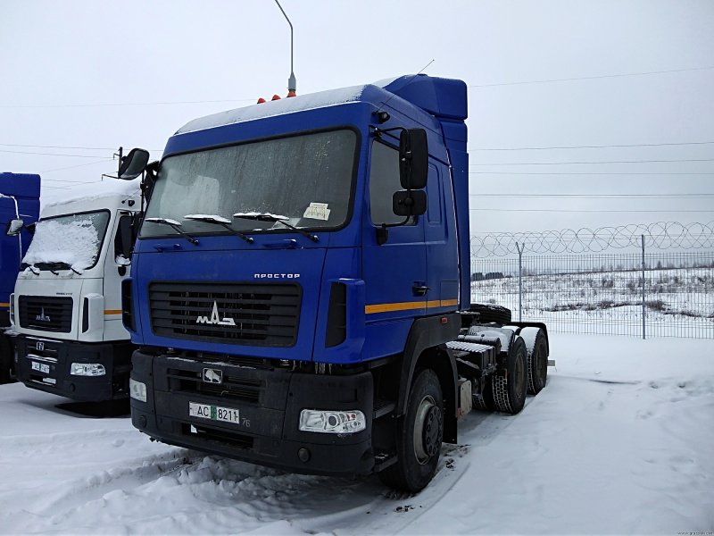 МАЗ 2017 5440 простор