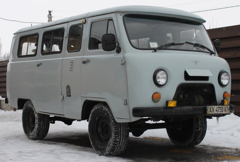 УАЗ 452