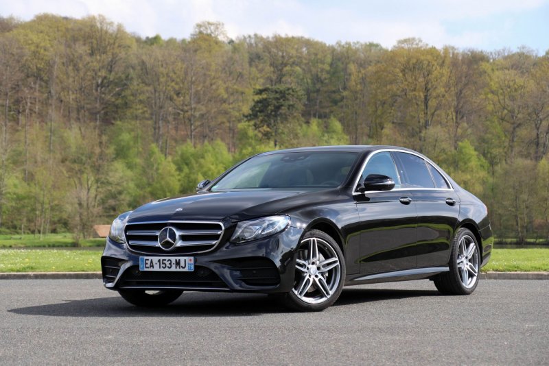 Mercedes Benz e220